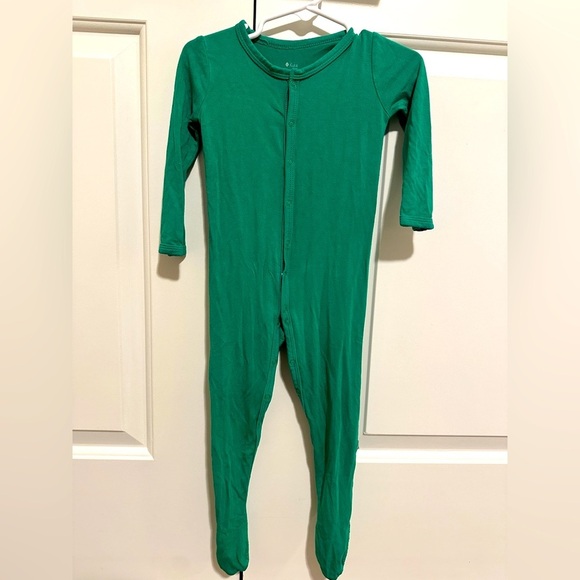 Kyte Baby Toddler Retired Green Fern Snap Footie Sleeper Size 18-24 Months - Picture 1 of 9